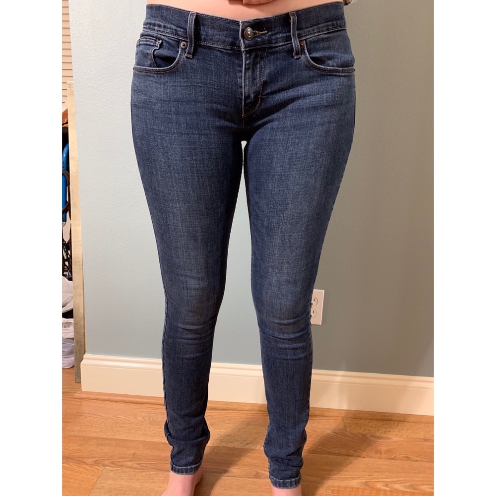 Low-Rise Levi’s Skinny Jeans